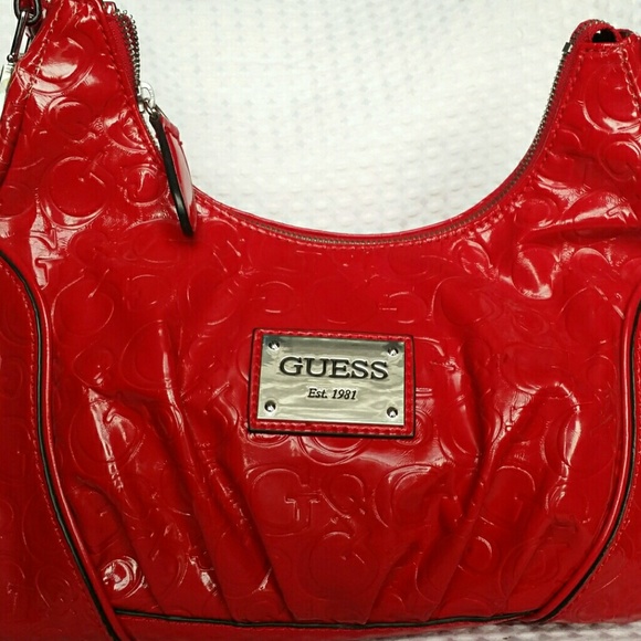 guess red shoulder bag